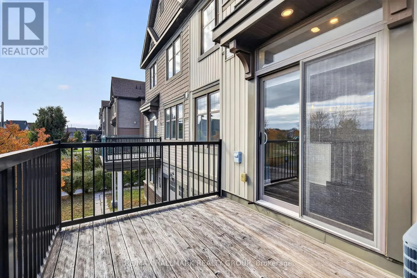 238 HALYARD WAY