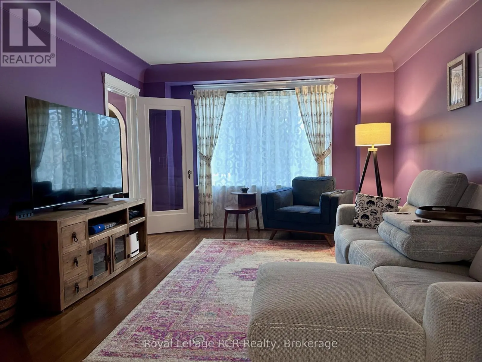 115 3RD A STREET W