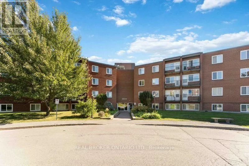 105B - 2044 ARROWSMITH DRIVE