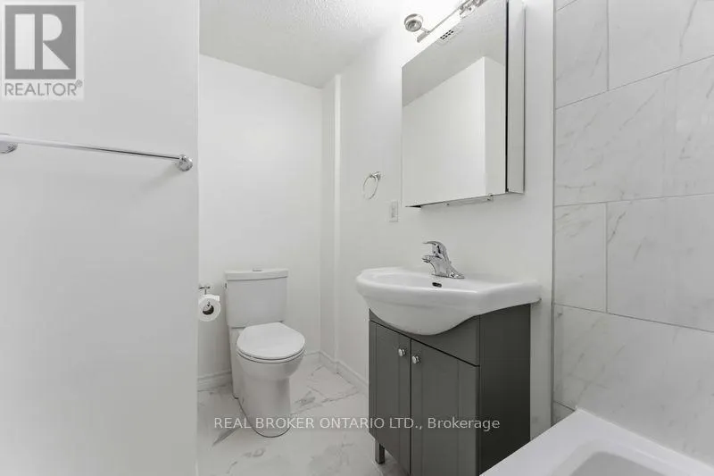 105B - 2044 ARROWSMITH DRIVE