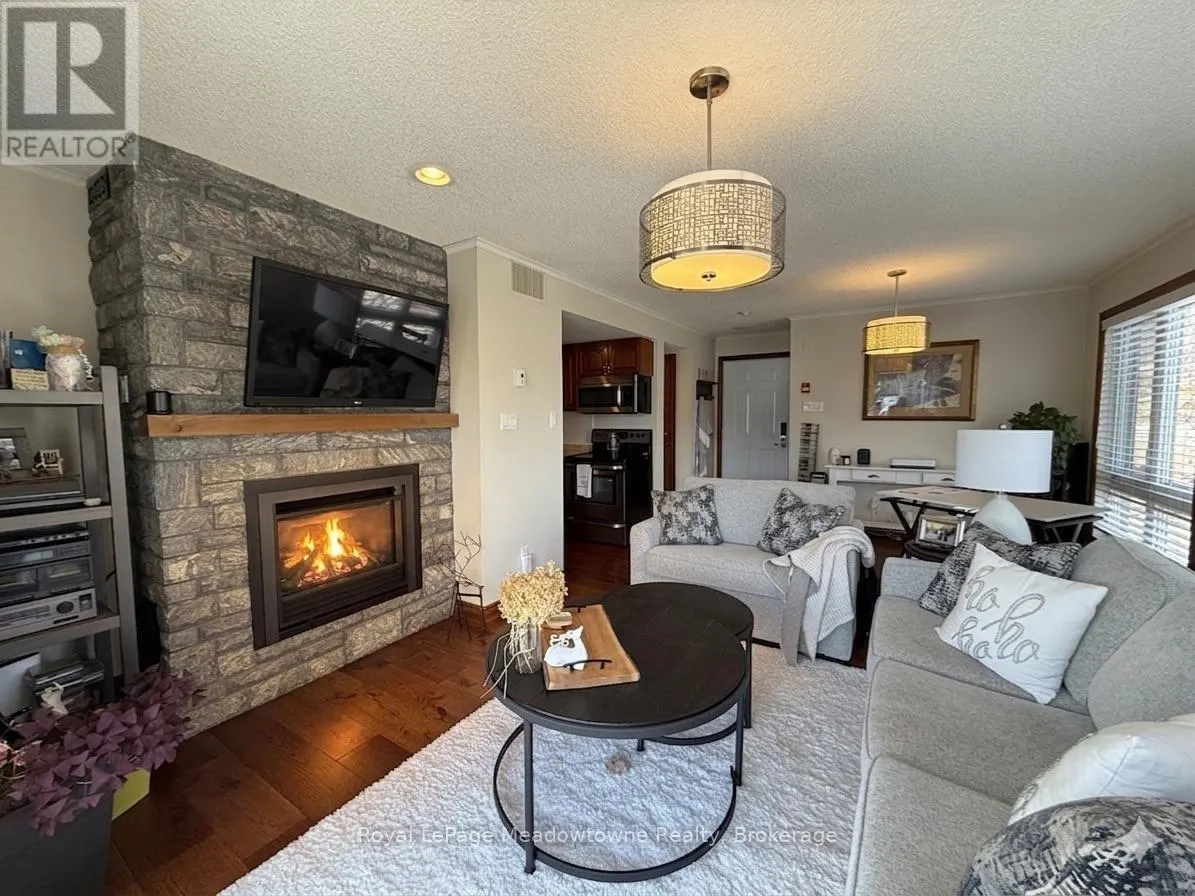 301 - 34 DEERHURST GREENS ROAD #301
