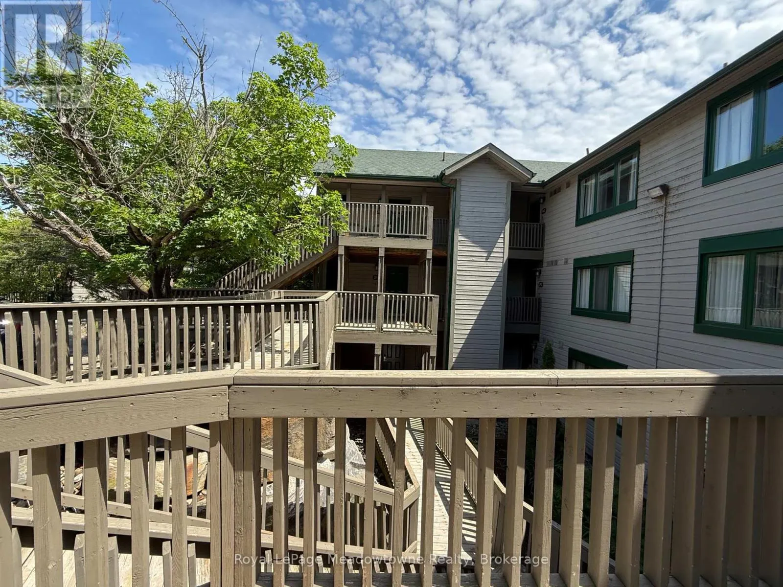 301 - 34 DEERHURST GREENS ROAD #301