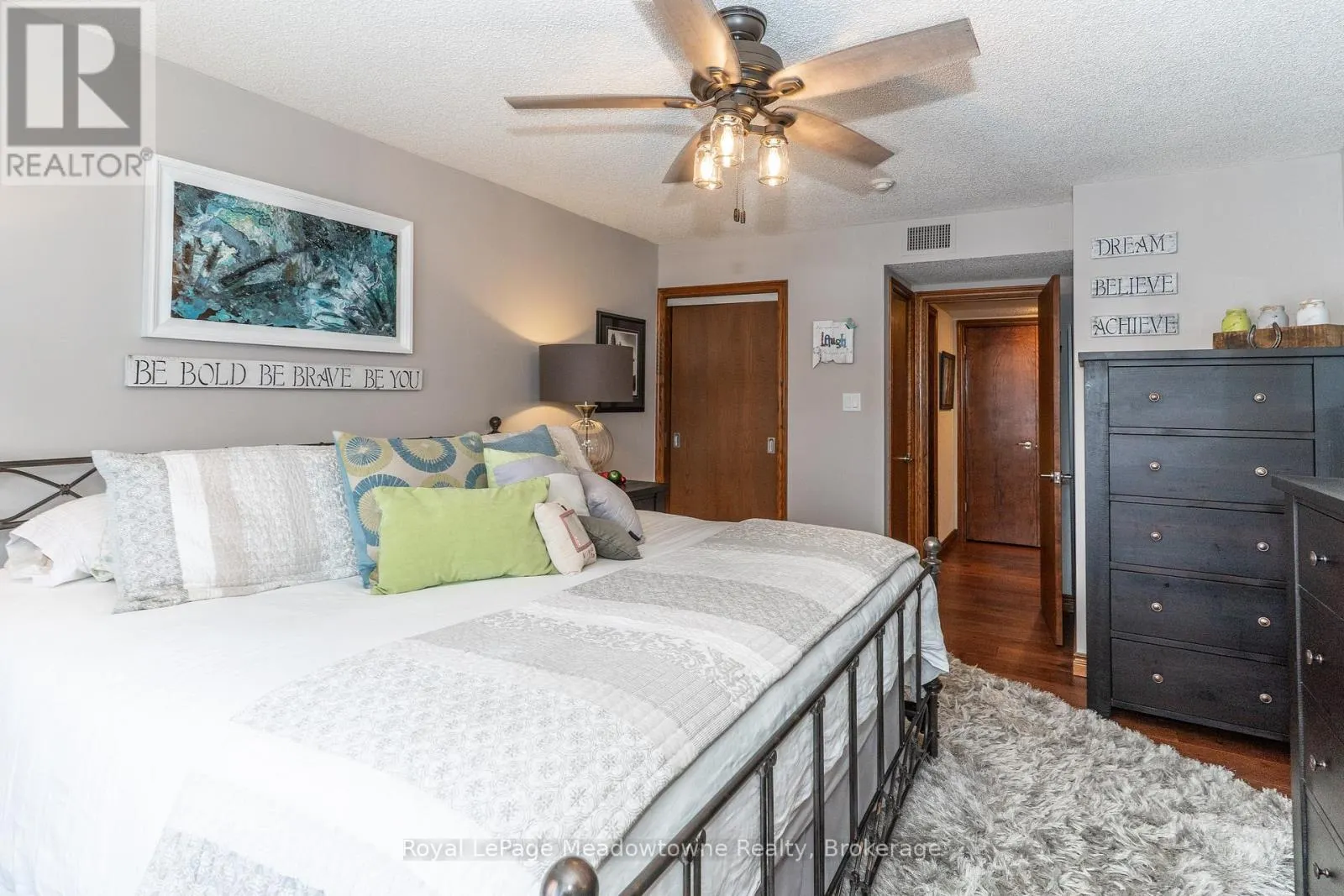 301 - 34 DEERHURST GREENS ROAD #301