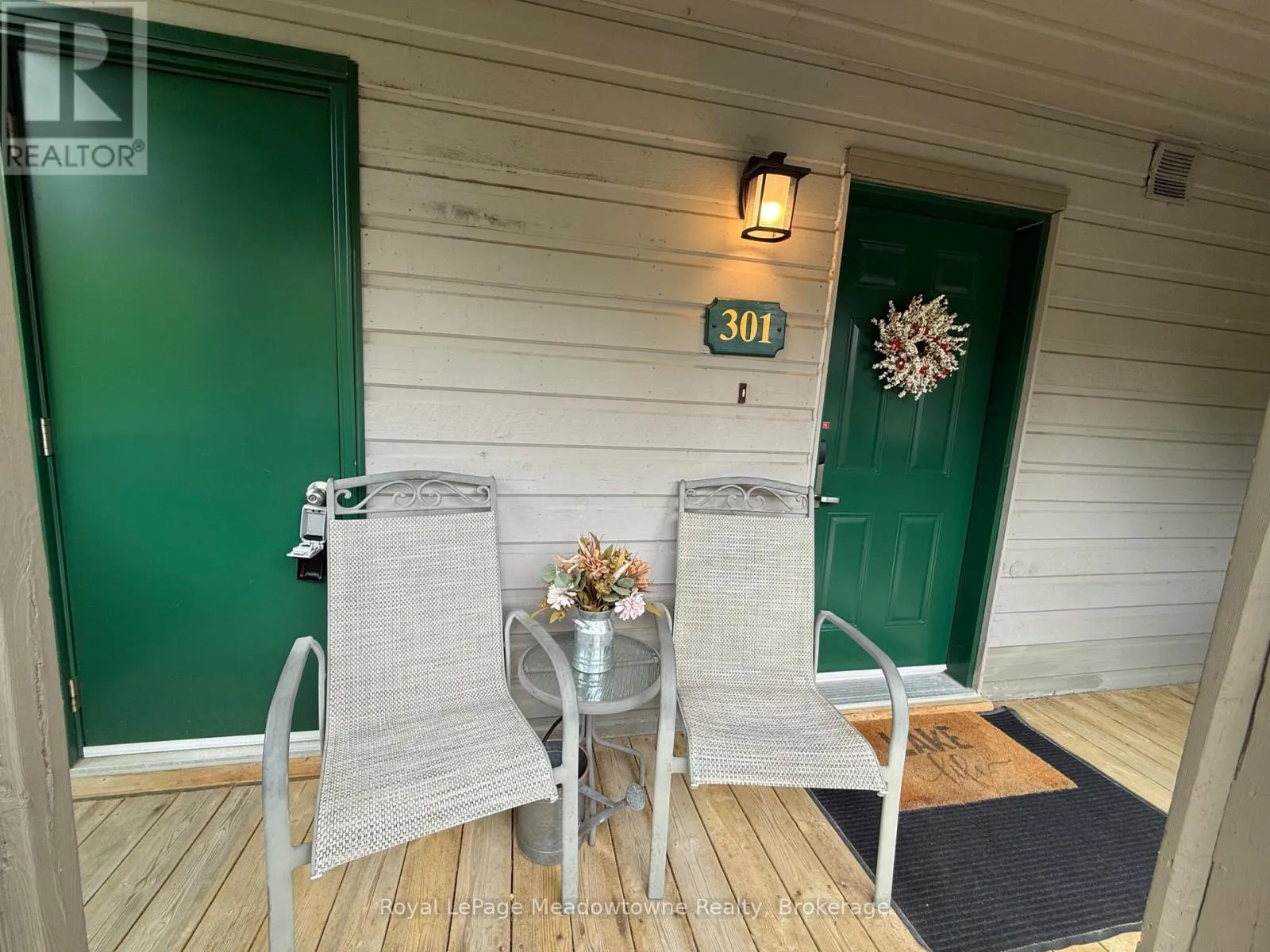 301 - 34 DEERHURST GREENS ROAD #301