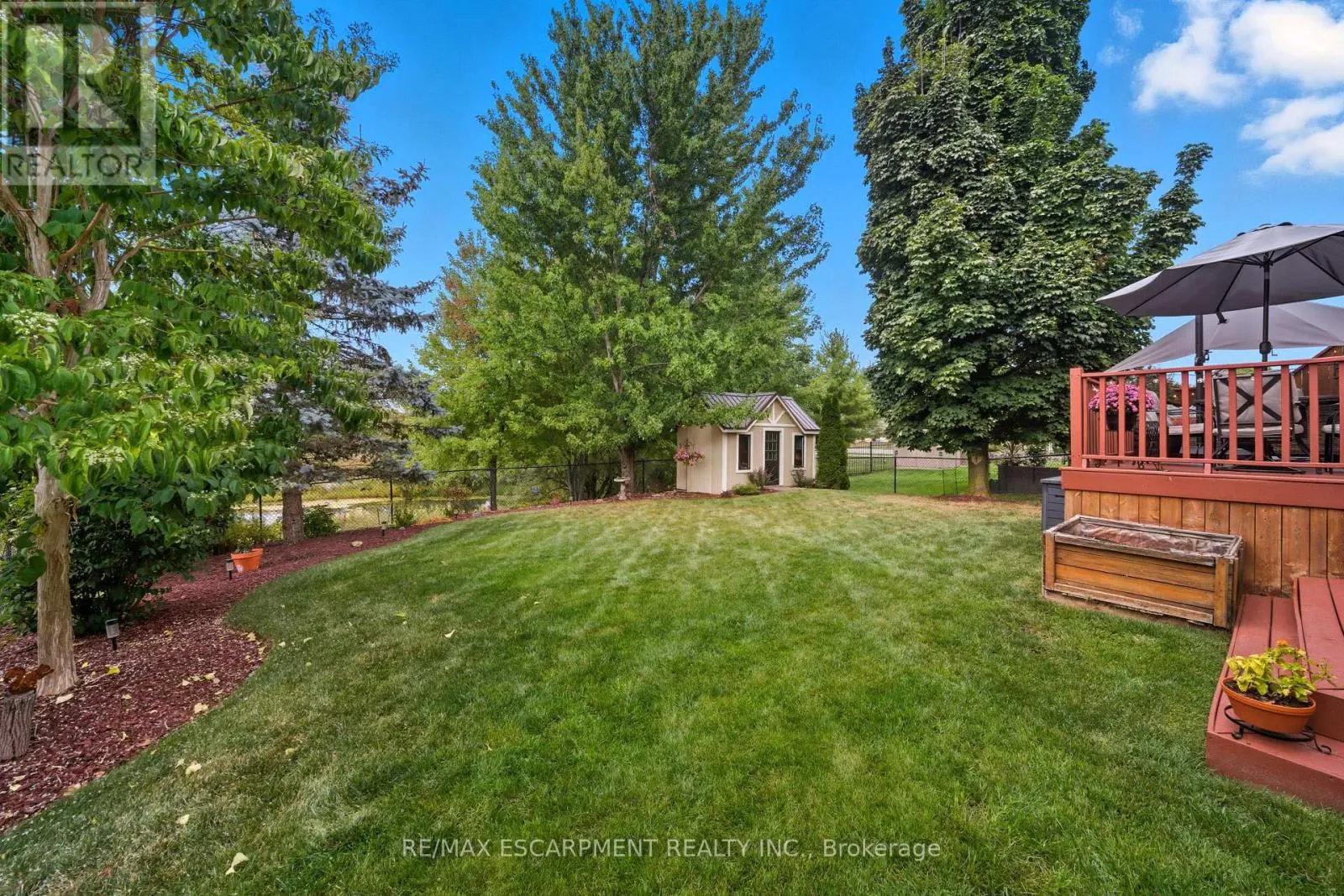 4 BLACKBURN CRESCENT