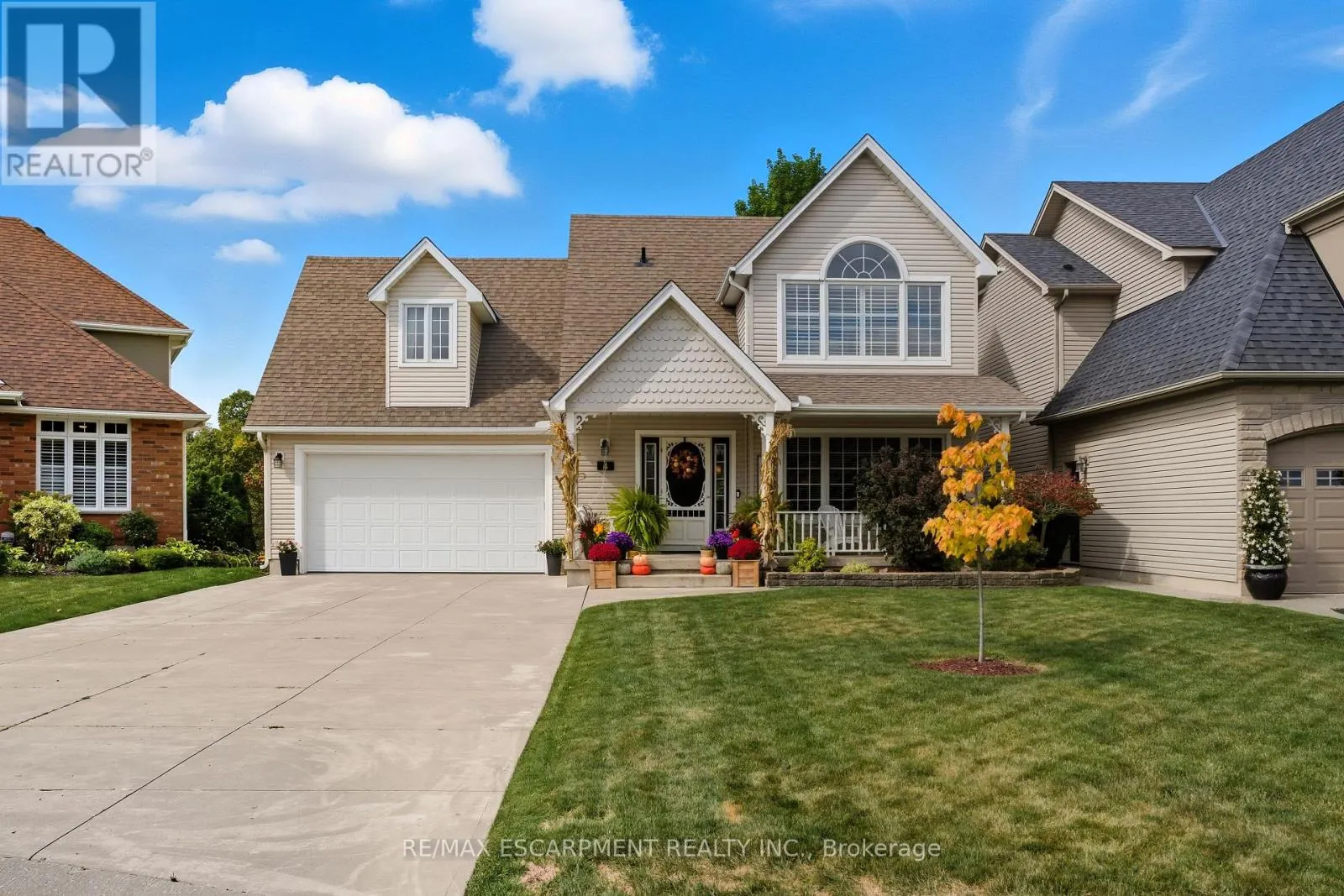 4 BLACKBURN CRESCENT