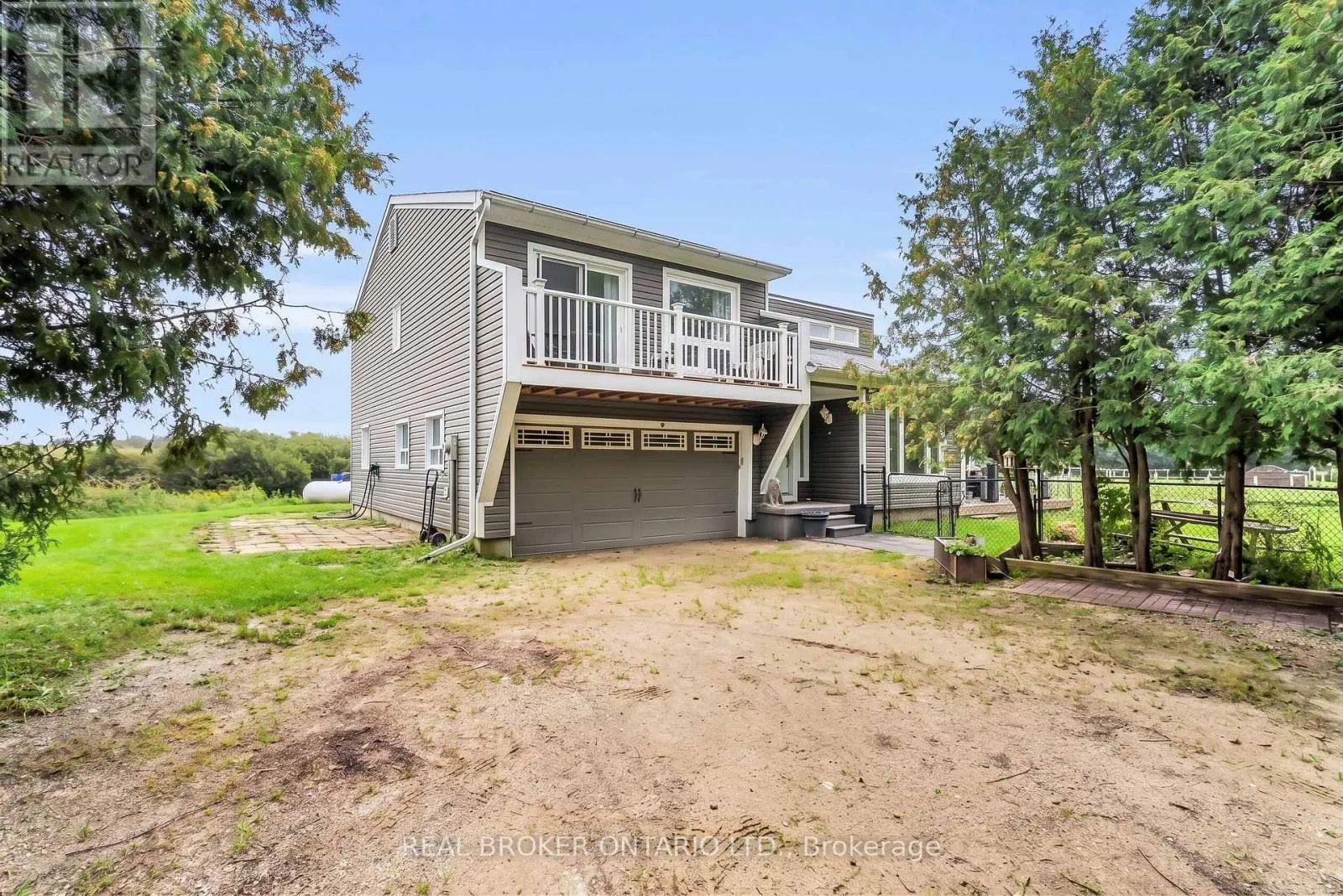 106008 SOUTHGATE RD 10 LINE