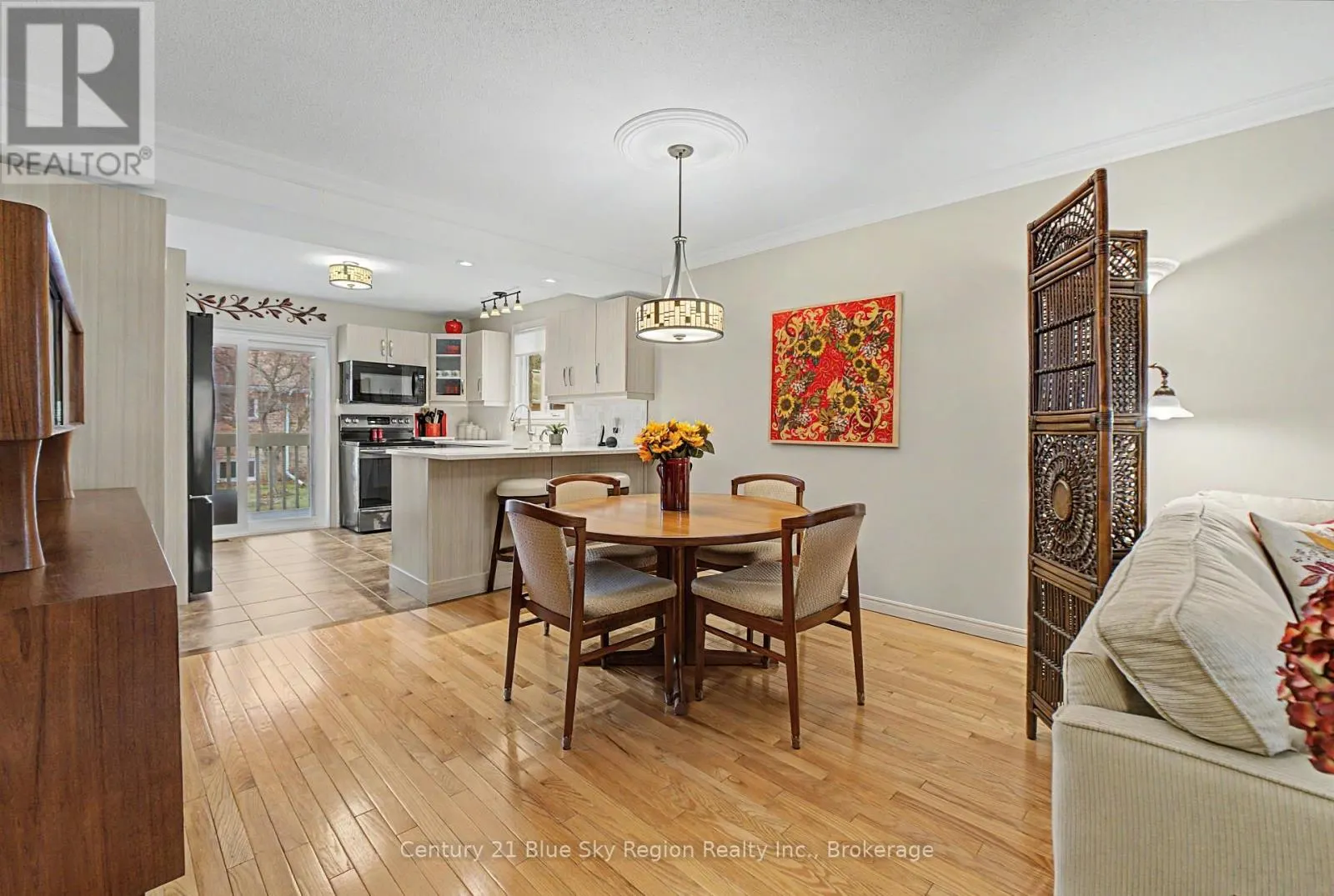39 - 624 LAKESHORE DRIVE #39