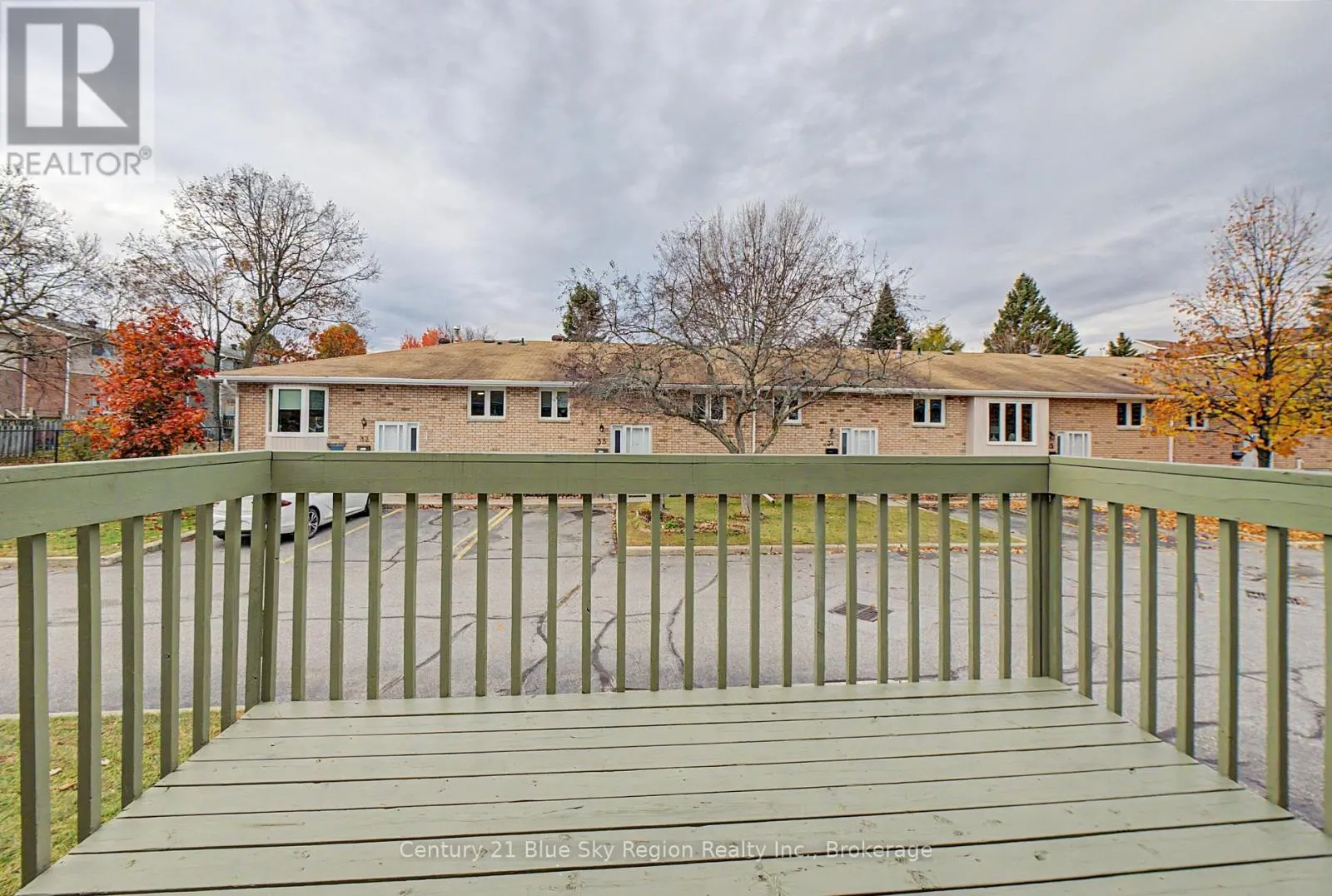 39 - 624 LAKESHORE DRIVE #39