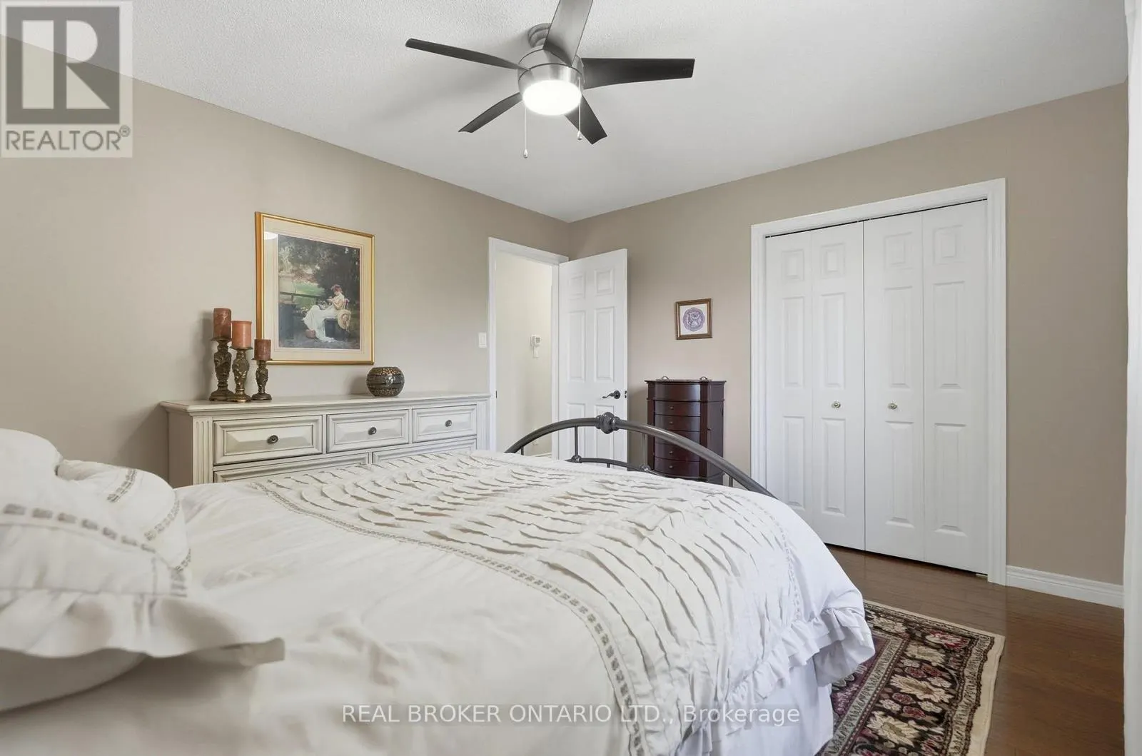8 MOYLE DRIVE
