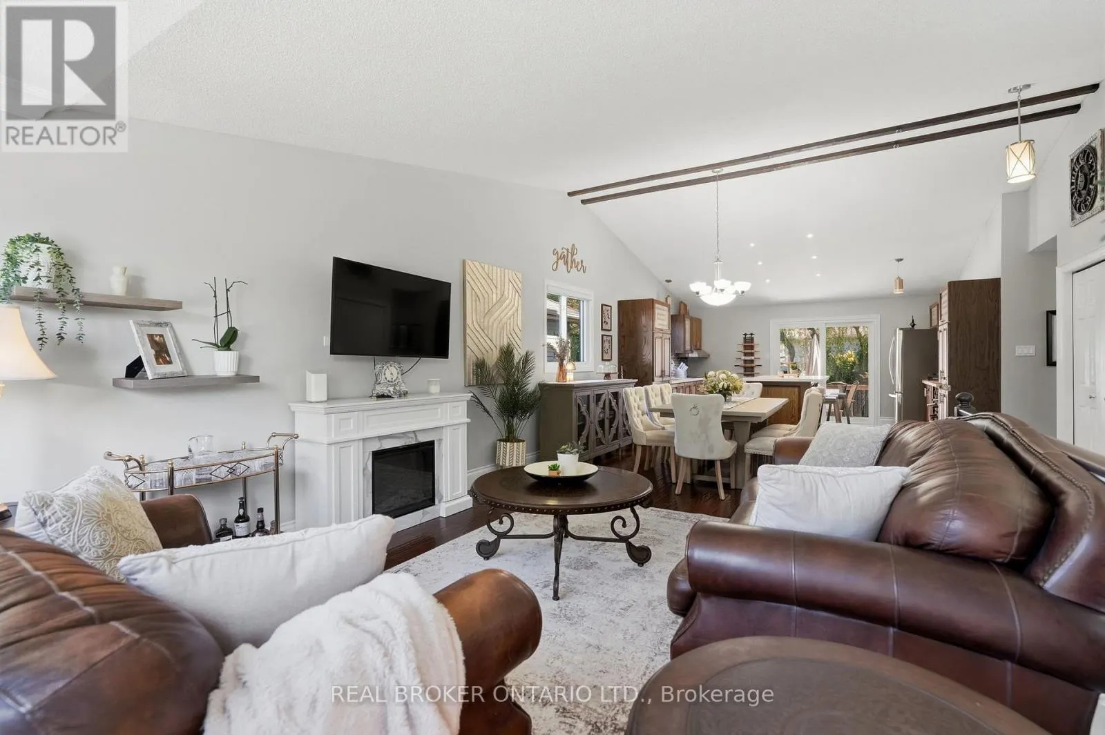 8 MOYLE DRIVE