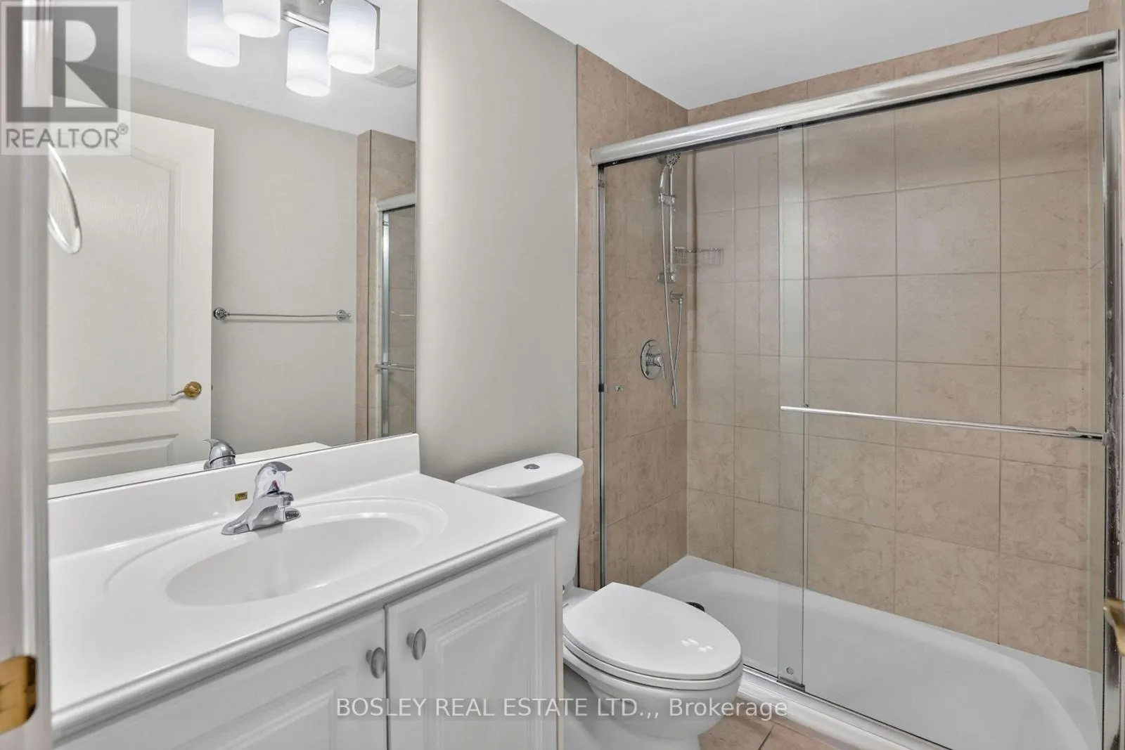 202 - 215 RICARDO STREET #202