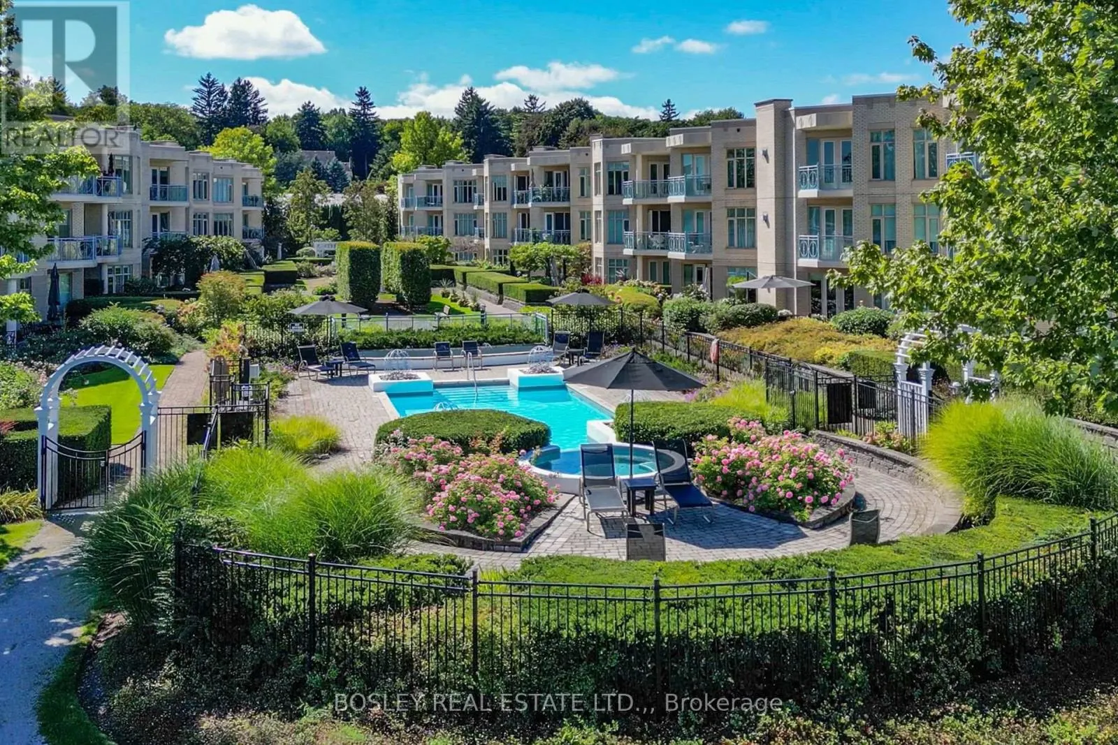 202 - 215 RICARDO STREET #202