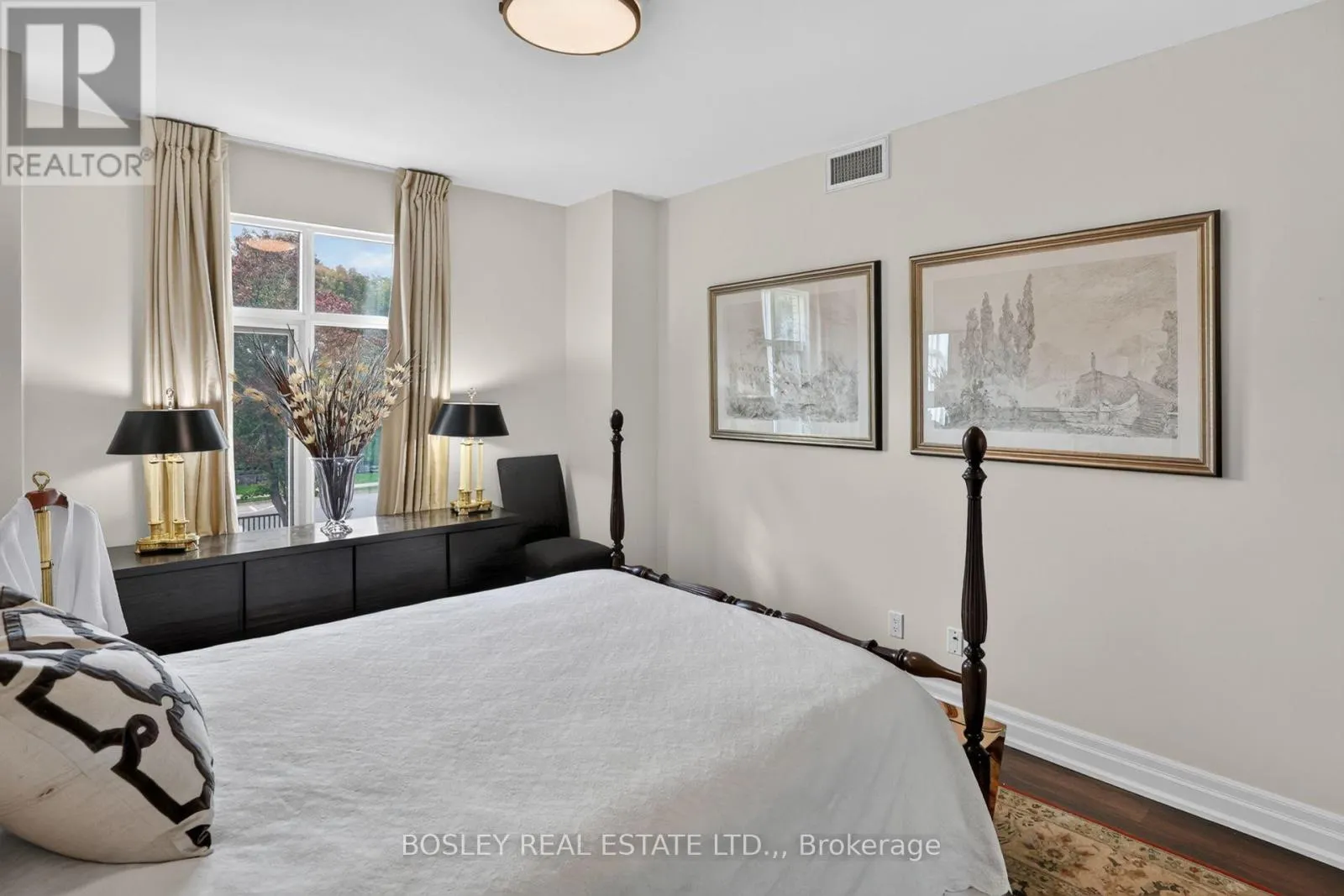 202 - 215 RICARDO STREET #202