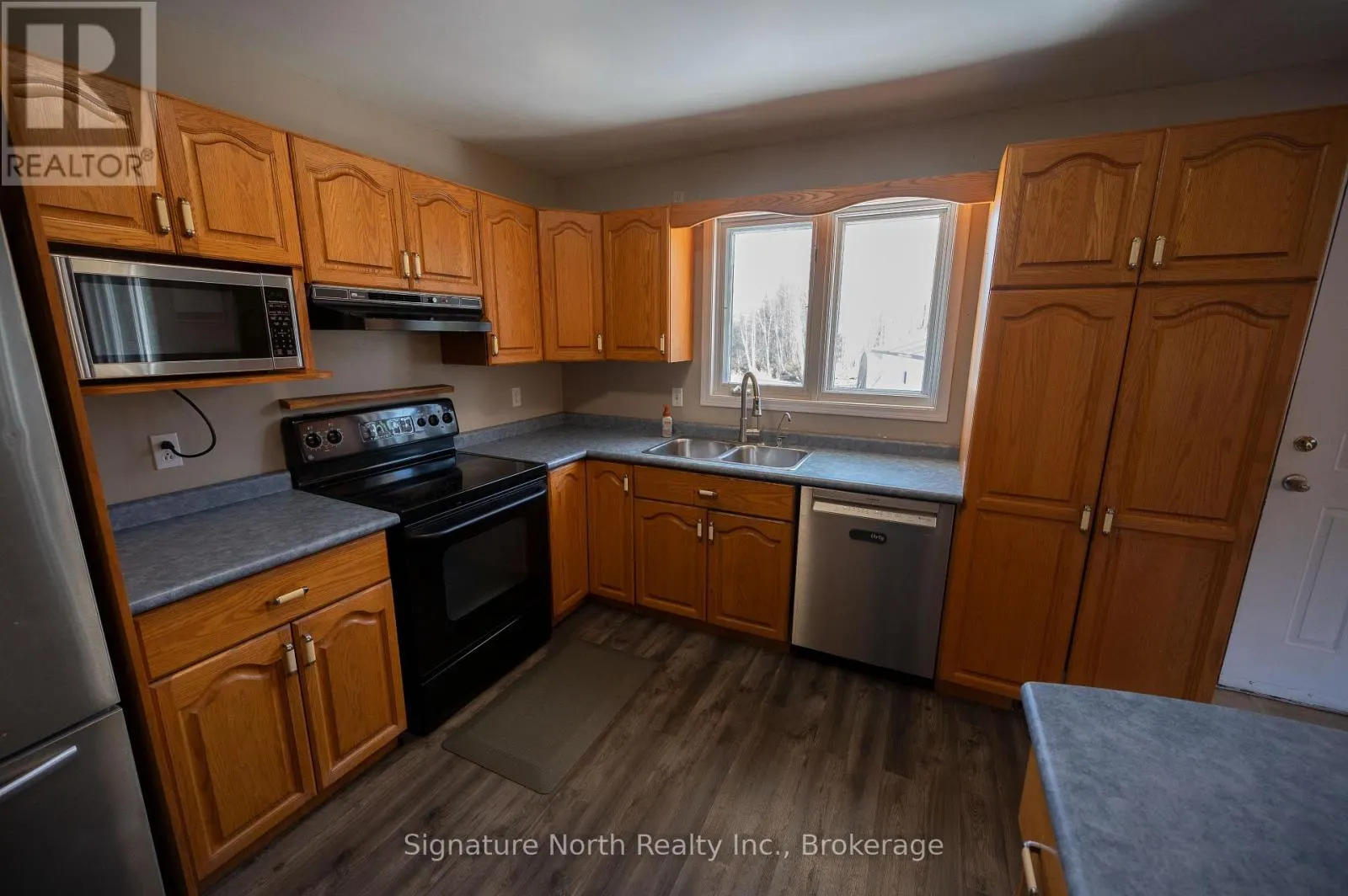 5924 TOWNLINE ROAD