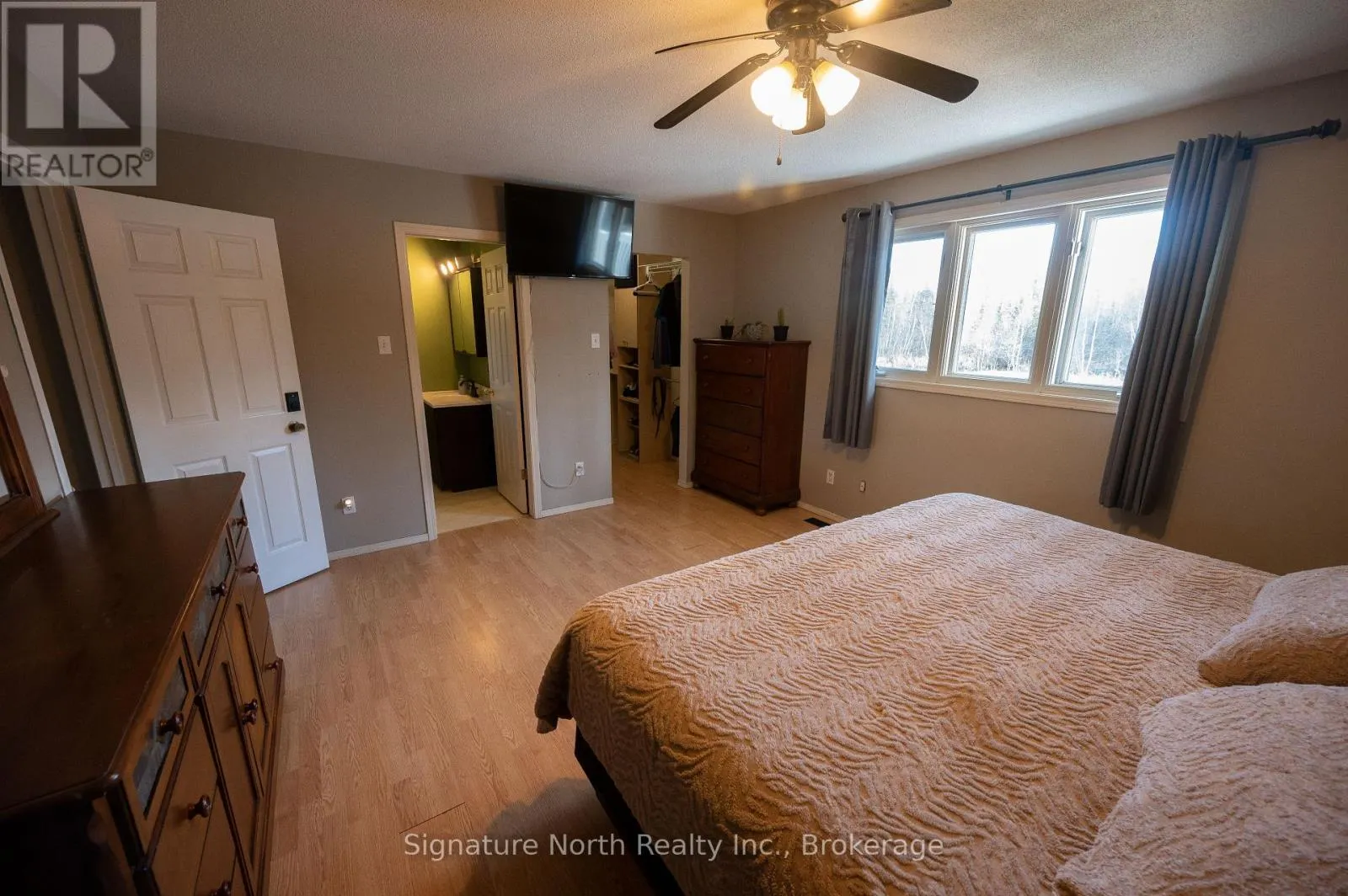 5924 TOWNLINE ROAD