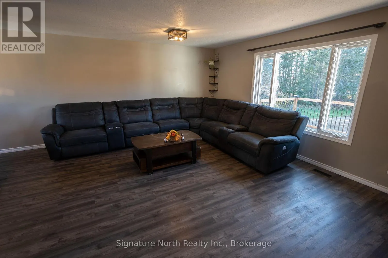 5924 TOWNLINE ROAD