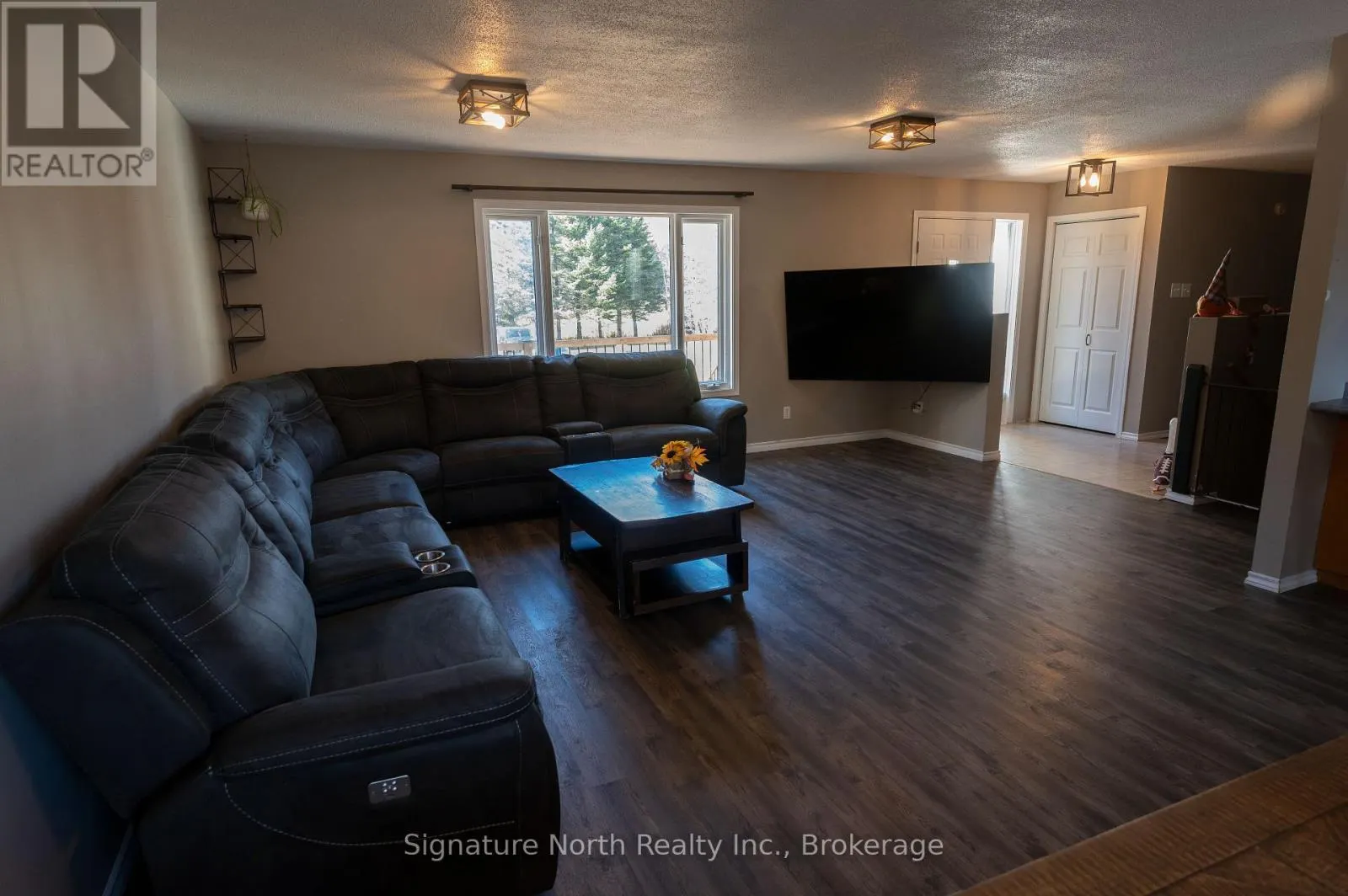 5924 TOWNLINE ROAD