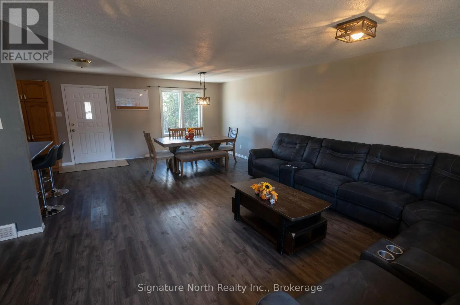 5924 TOWNLINE ROAD