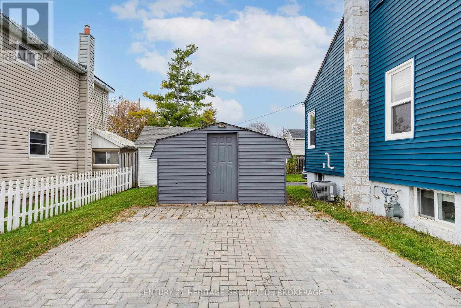136 KINGSCOURT AVENUE