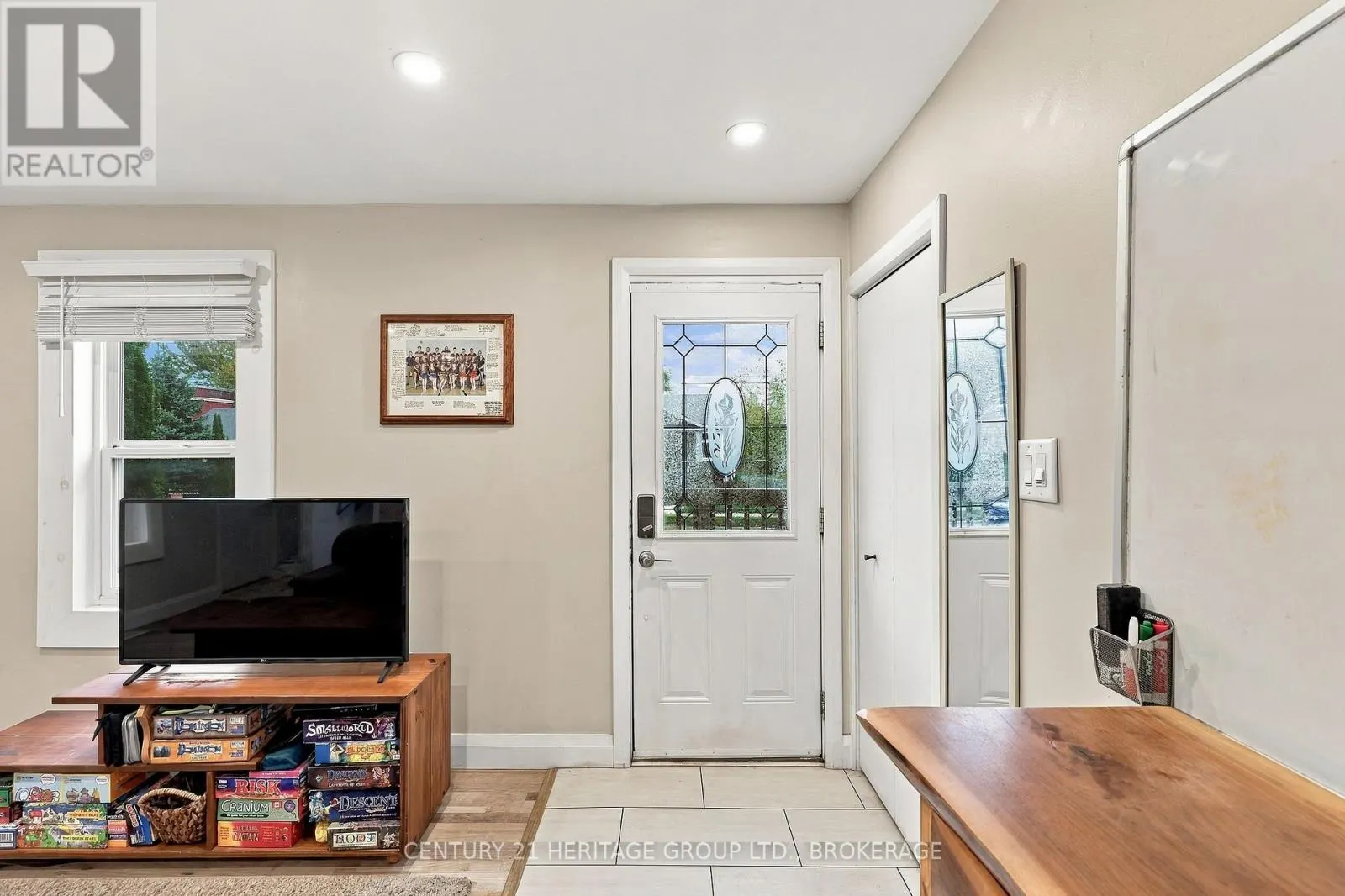 136 KINGSCOURT AVENUE