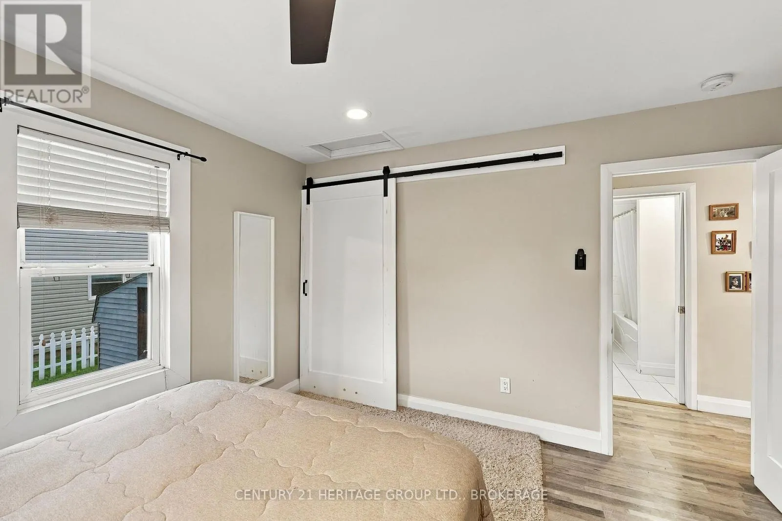 136 KINGSCOURT AVENUE