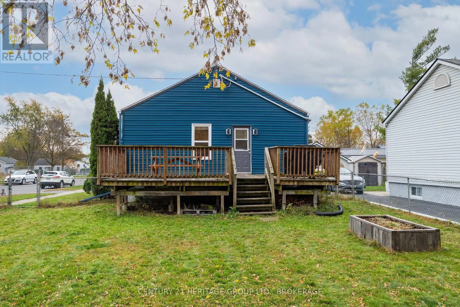 136 KINGSCOURT AVENUE