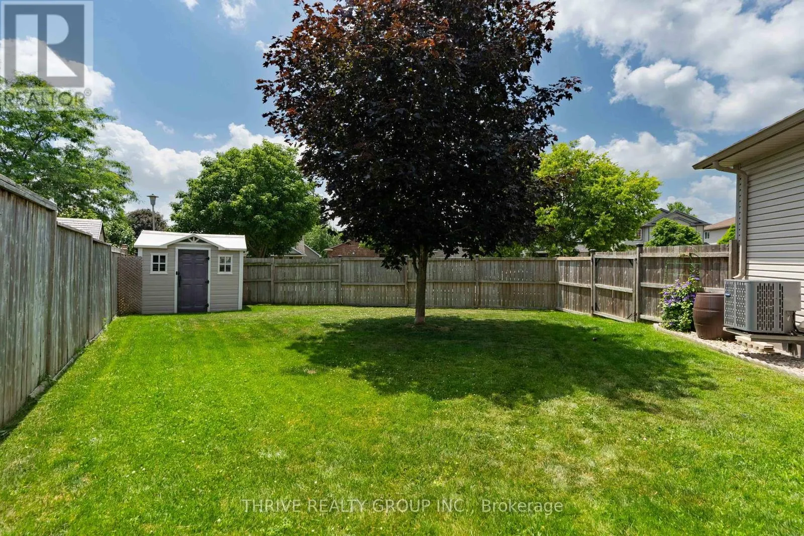102 LOGGERS GROVE