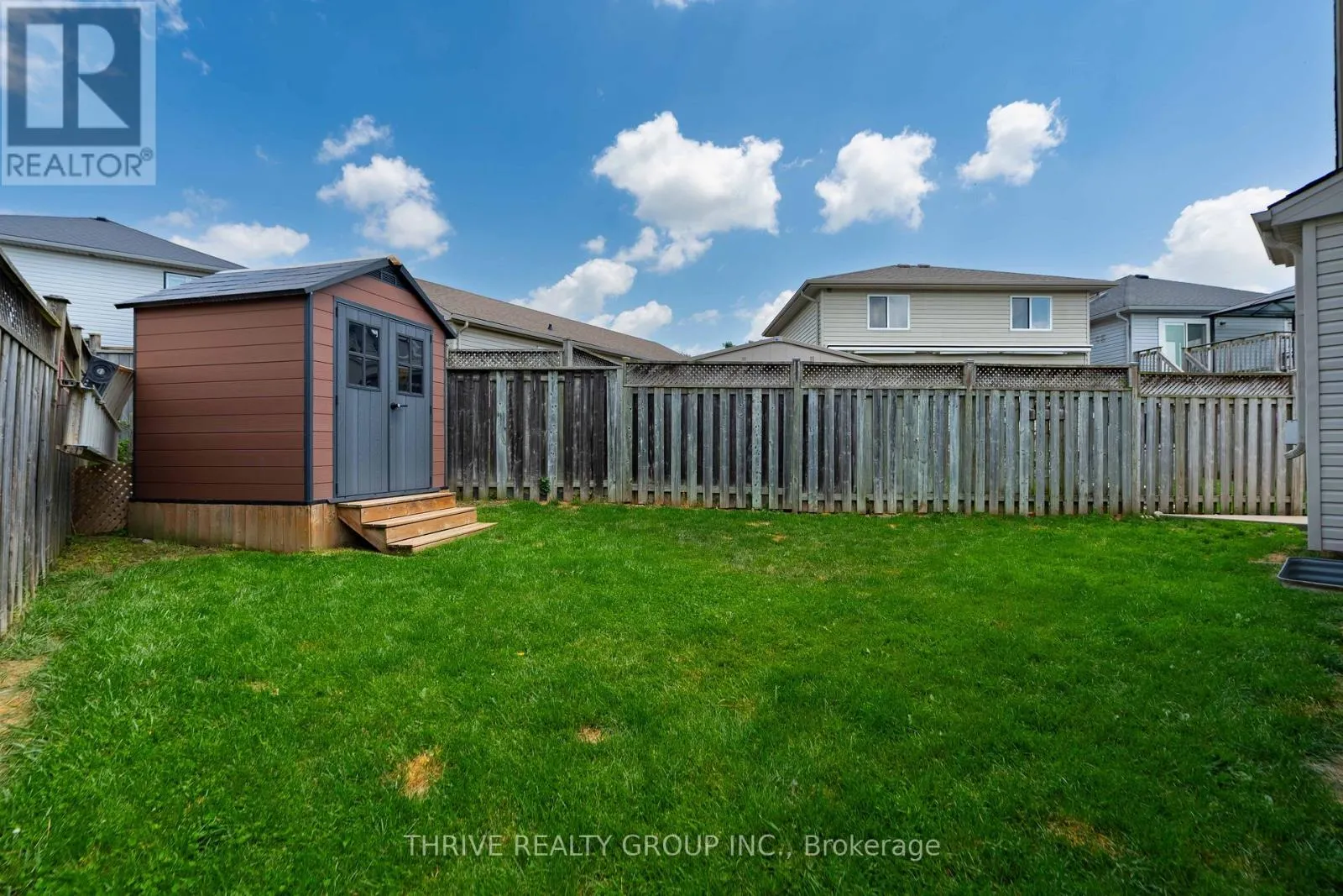 102 LOGGERS GROVE