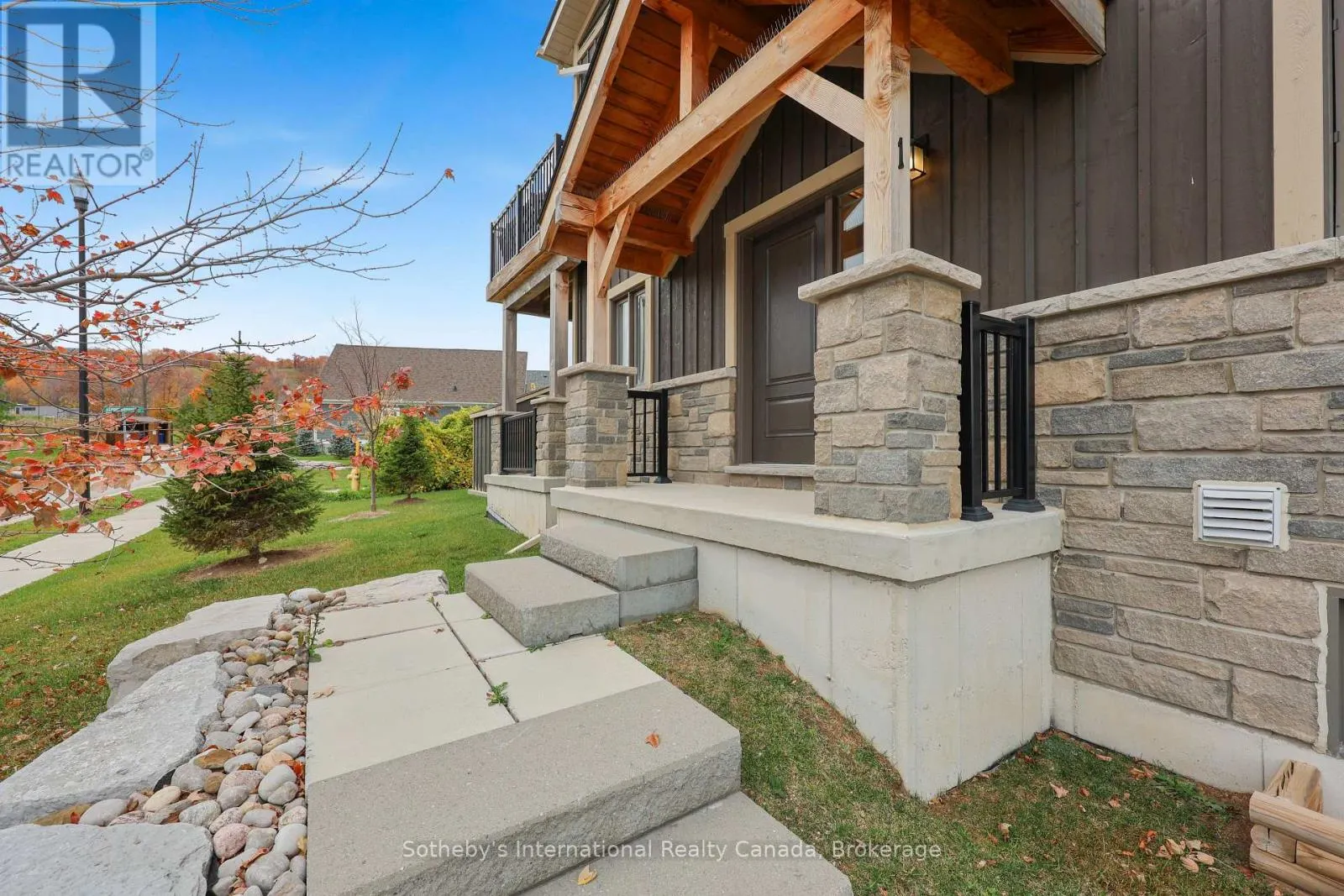 1 - 107 ALPINE SPRINGS COURT #1