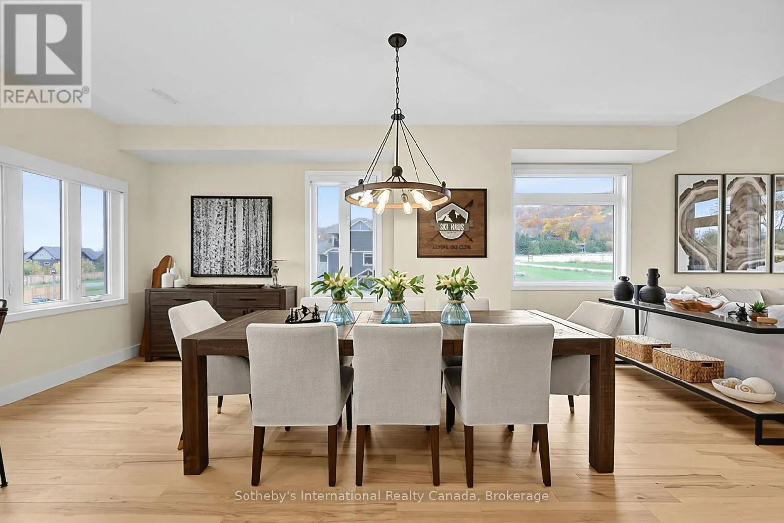 1 - 107 ALPINE SPRINGS COURT #1