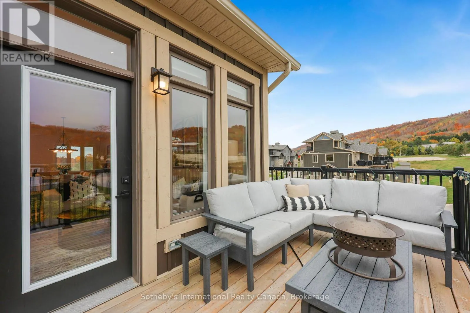 1 - 107 ALPINE SPRINGS COURT #1