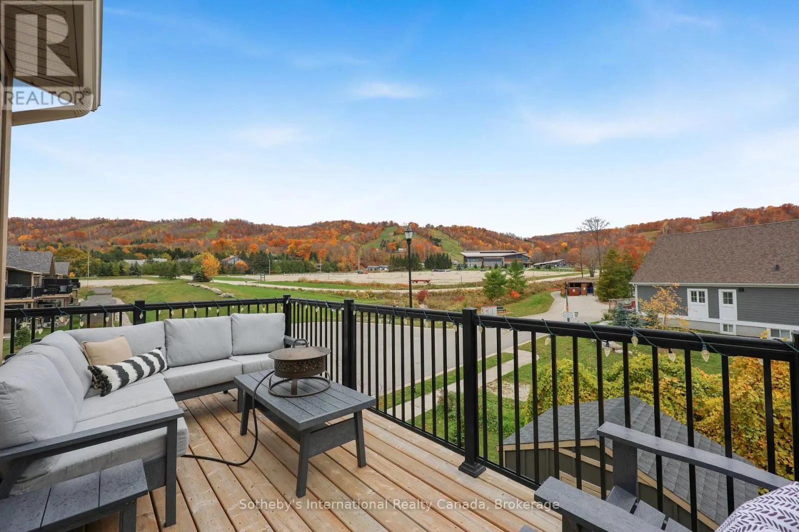 1 - 107 ALPINE SPRINGS COURT #1