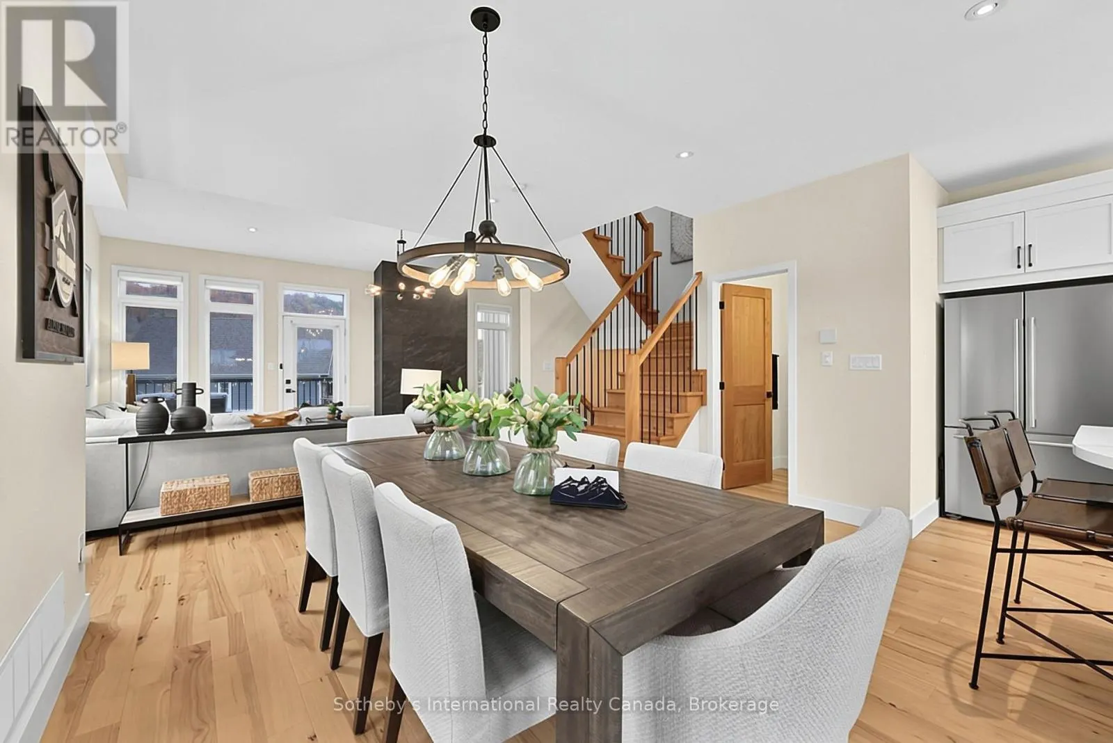 1 - 107 ALPINE SPRINGS COURT #1