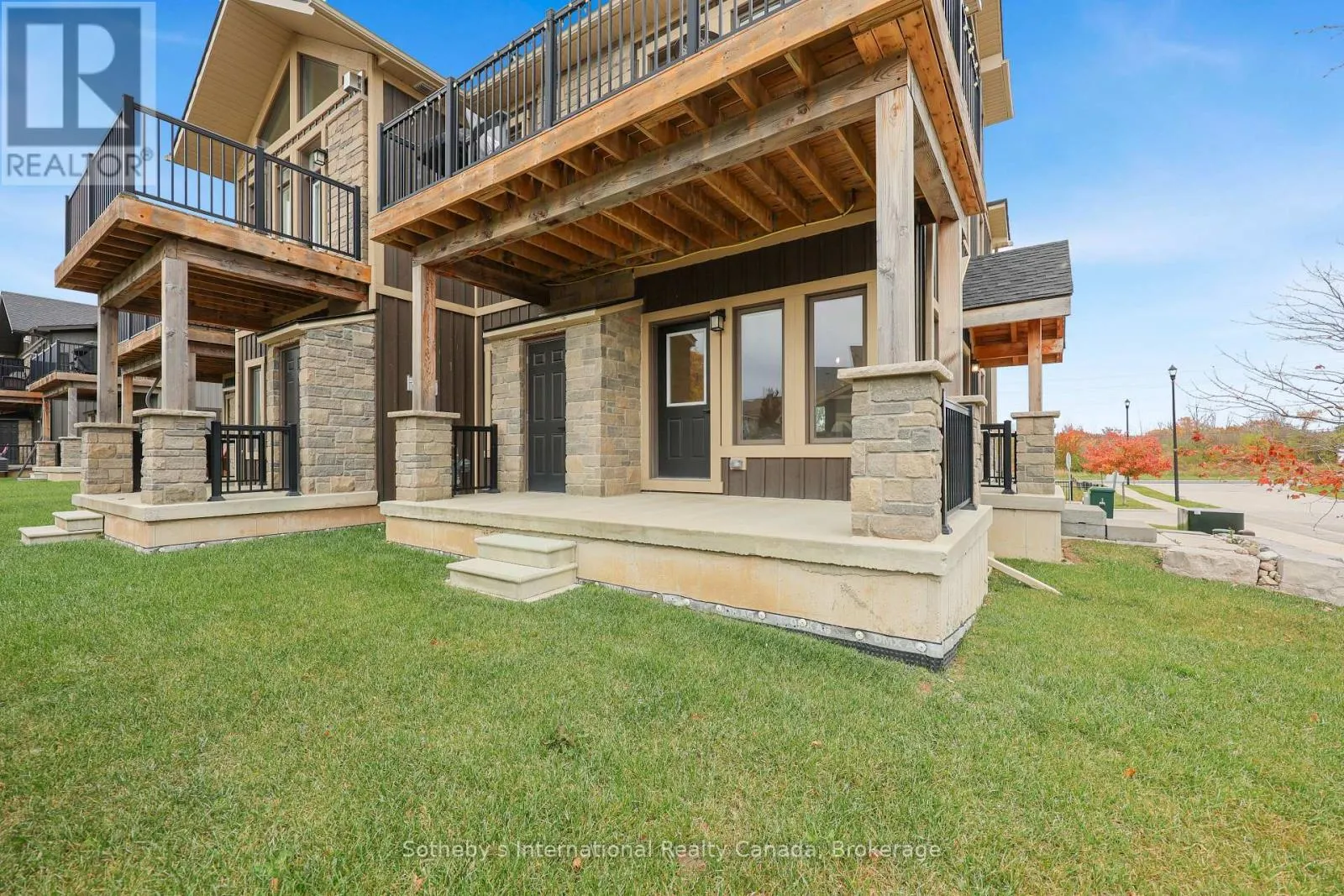 1 - 107 ALPINE SPRINGS COURT #1