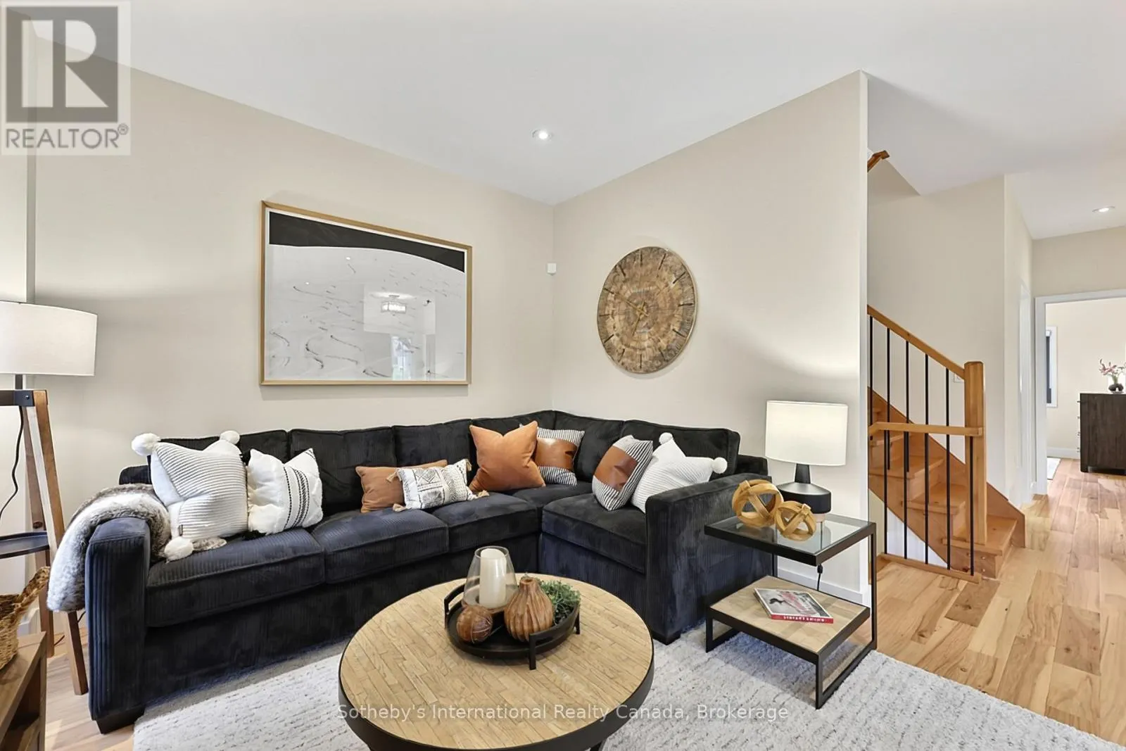 1 - 107 ALPINE SPRINGS COURT #1