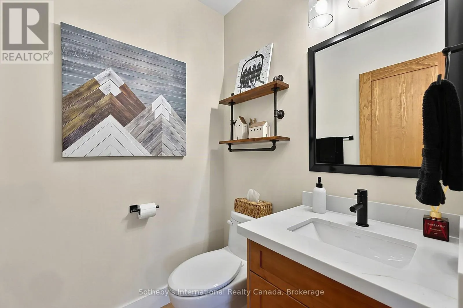 1 - 107 ALPINE SPRINGS COURT #1