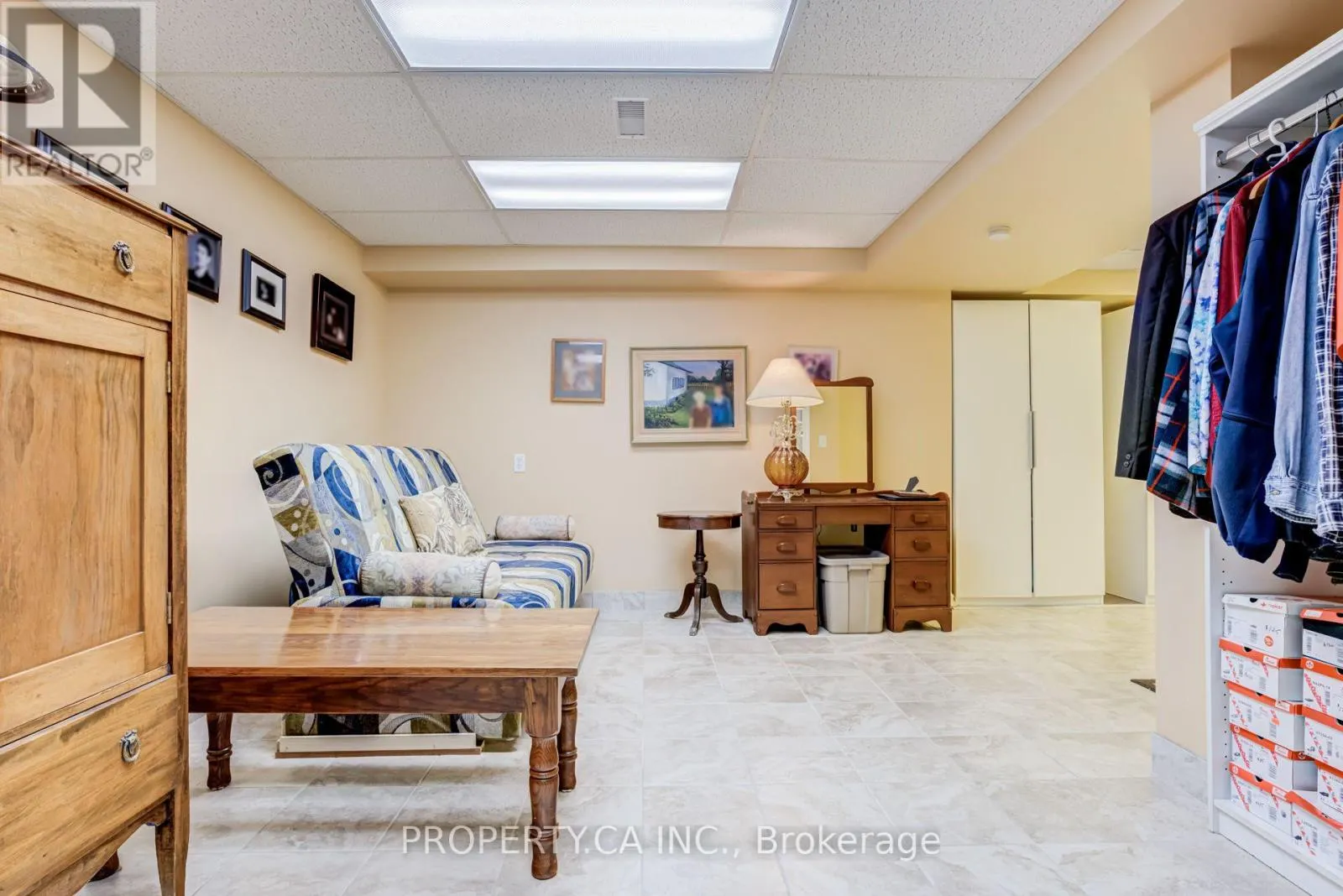 52 PINERIDGE ROAD