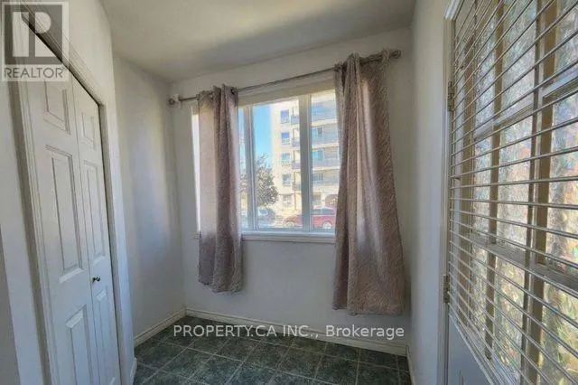 1 - 147 WELLINGTON STREET