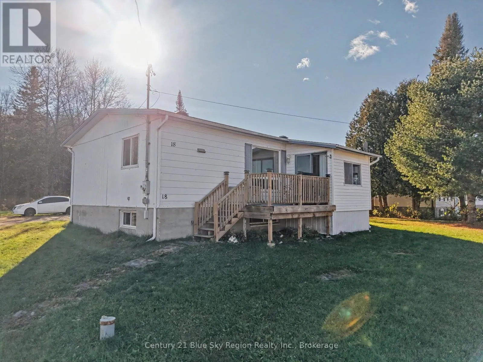 18 MAPLE STREET
