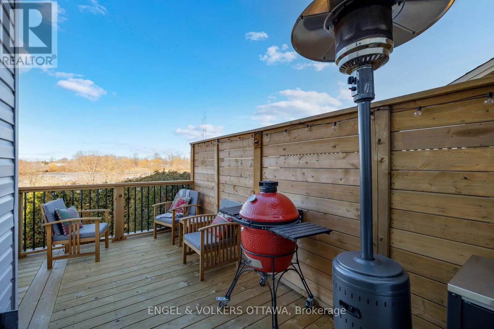 1080 NORTHGRAVES CRESCENT