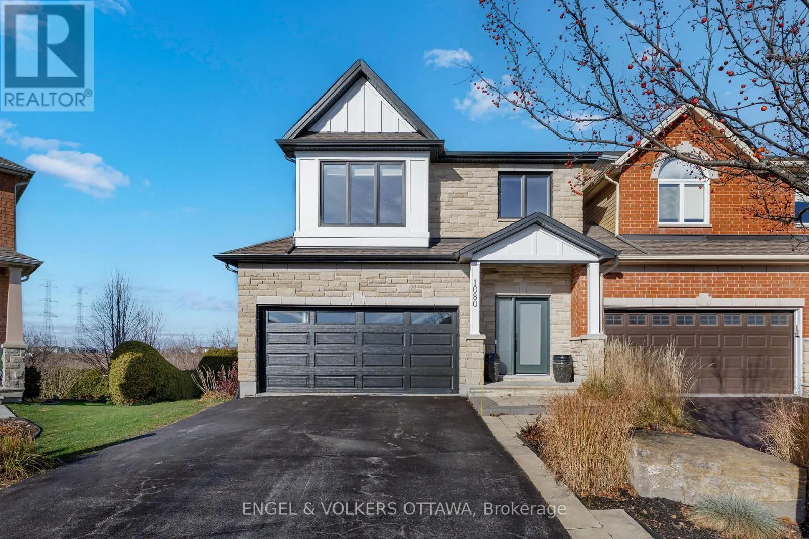 1080 NORTHGRAVES CRESCENT