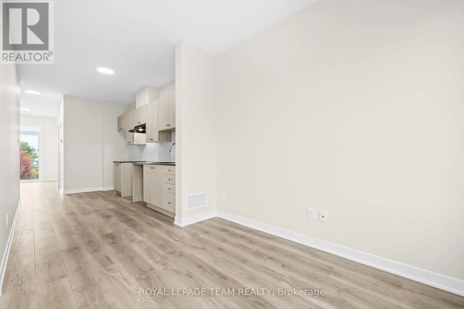 434 STARGRASS PRIVATE