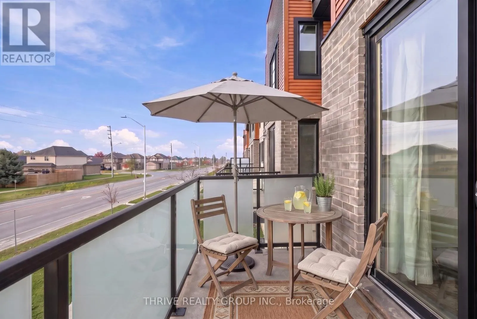 921 SARNIA ROAD