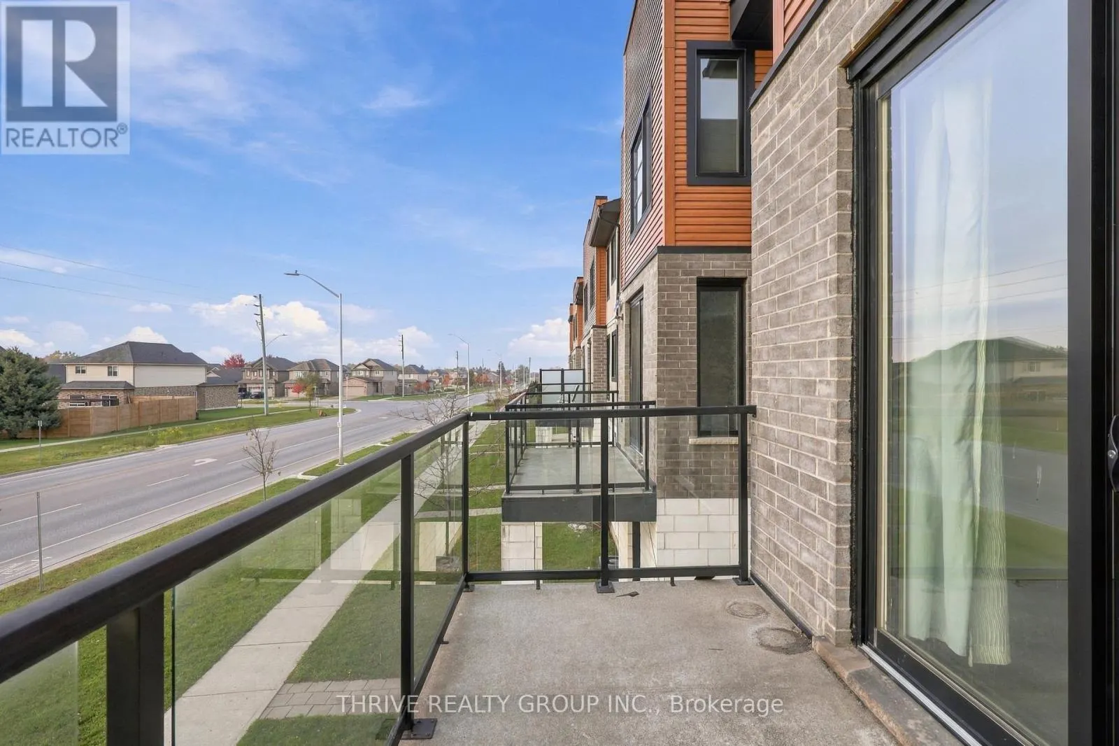 921 SARNIA ROAD
