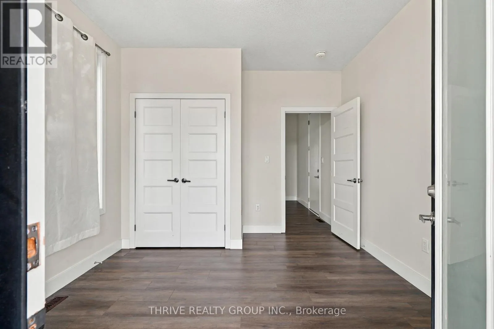 921 SARNIA ROAD