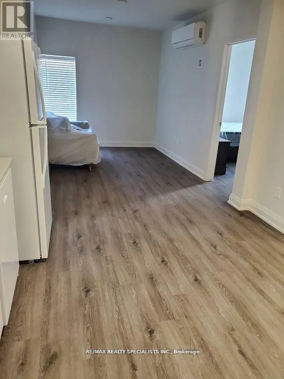 206 - 307 KING STREET E