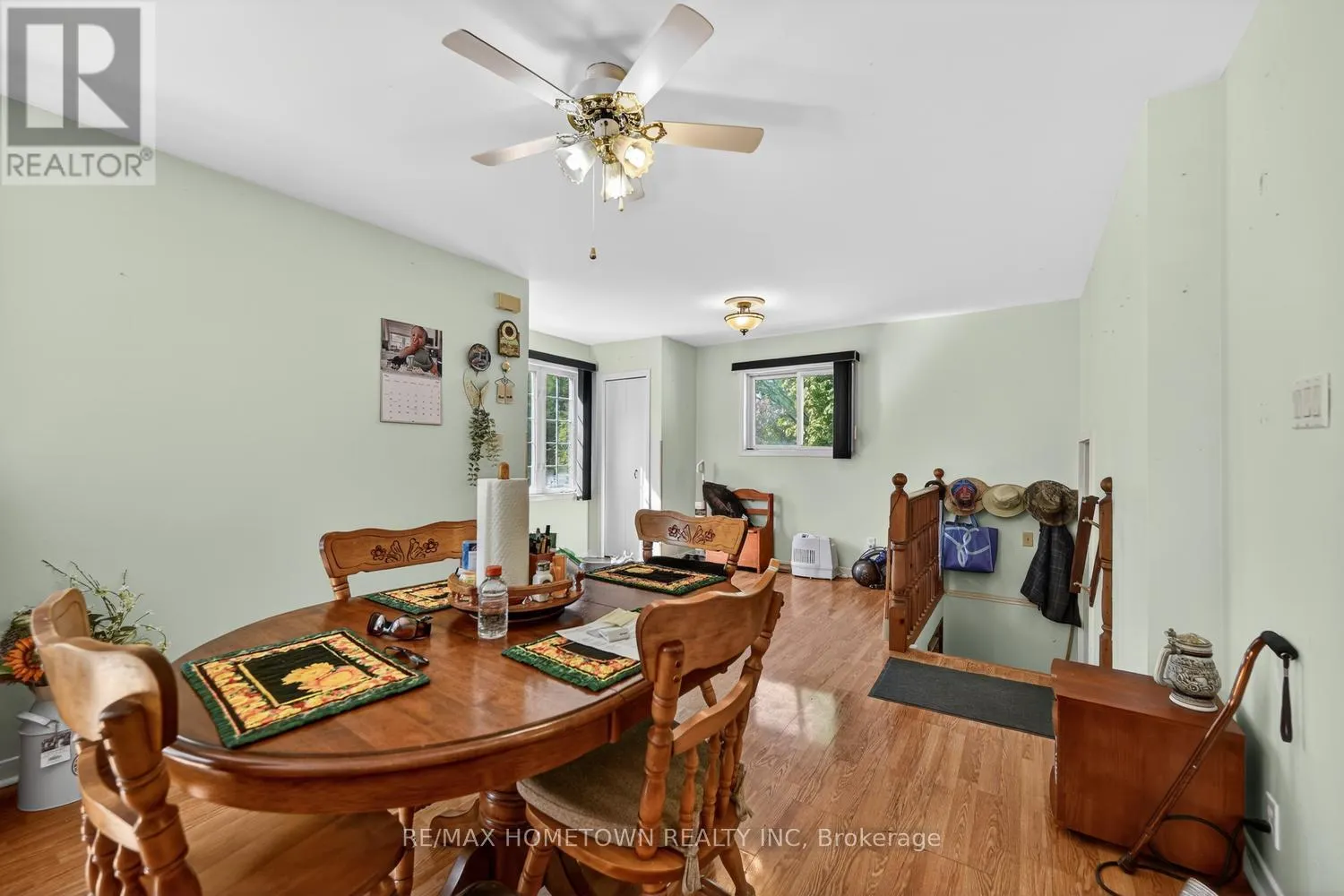 1404 HALLECKS ROAD E