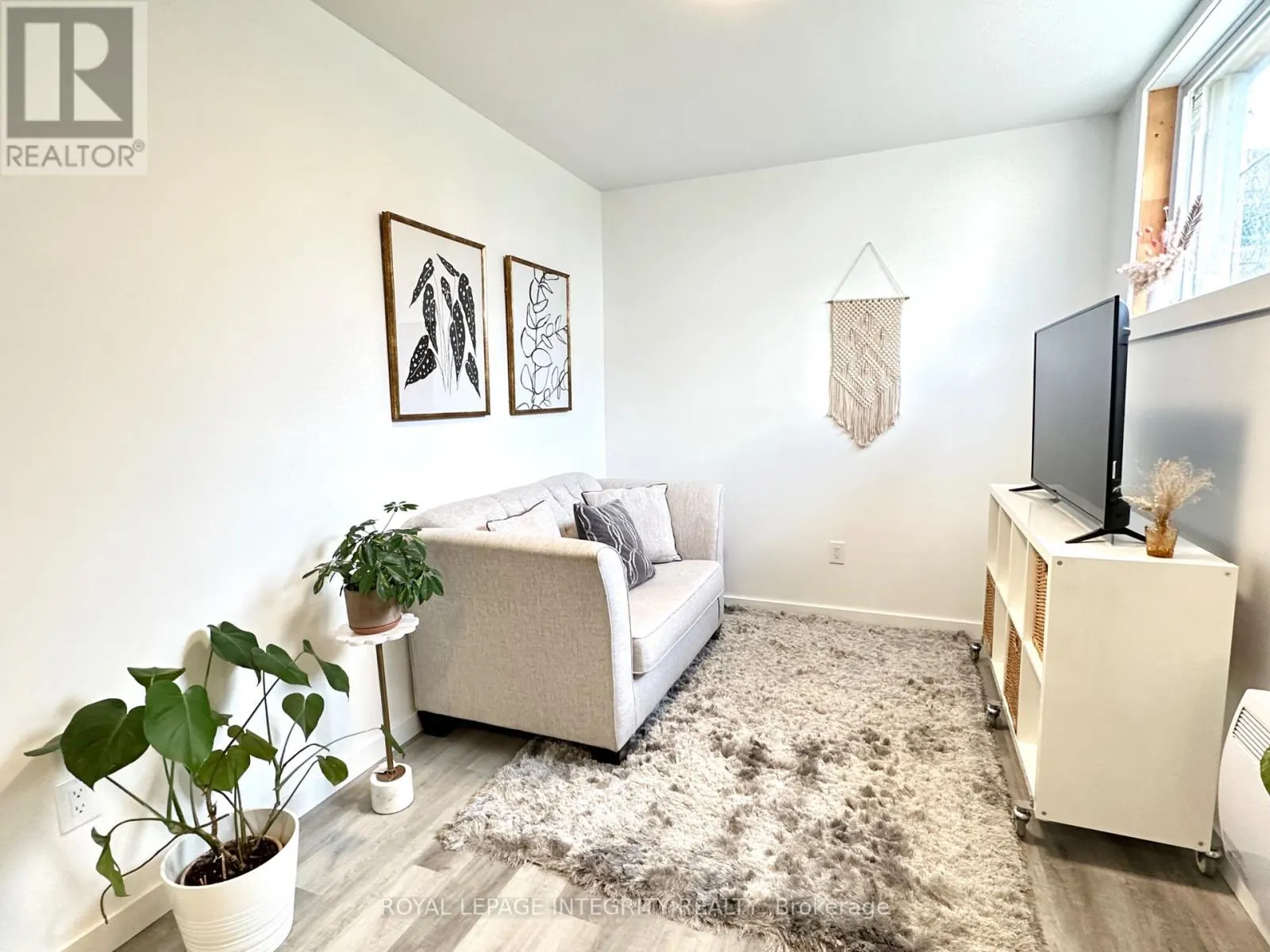 268 CURRELL AVENUE