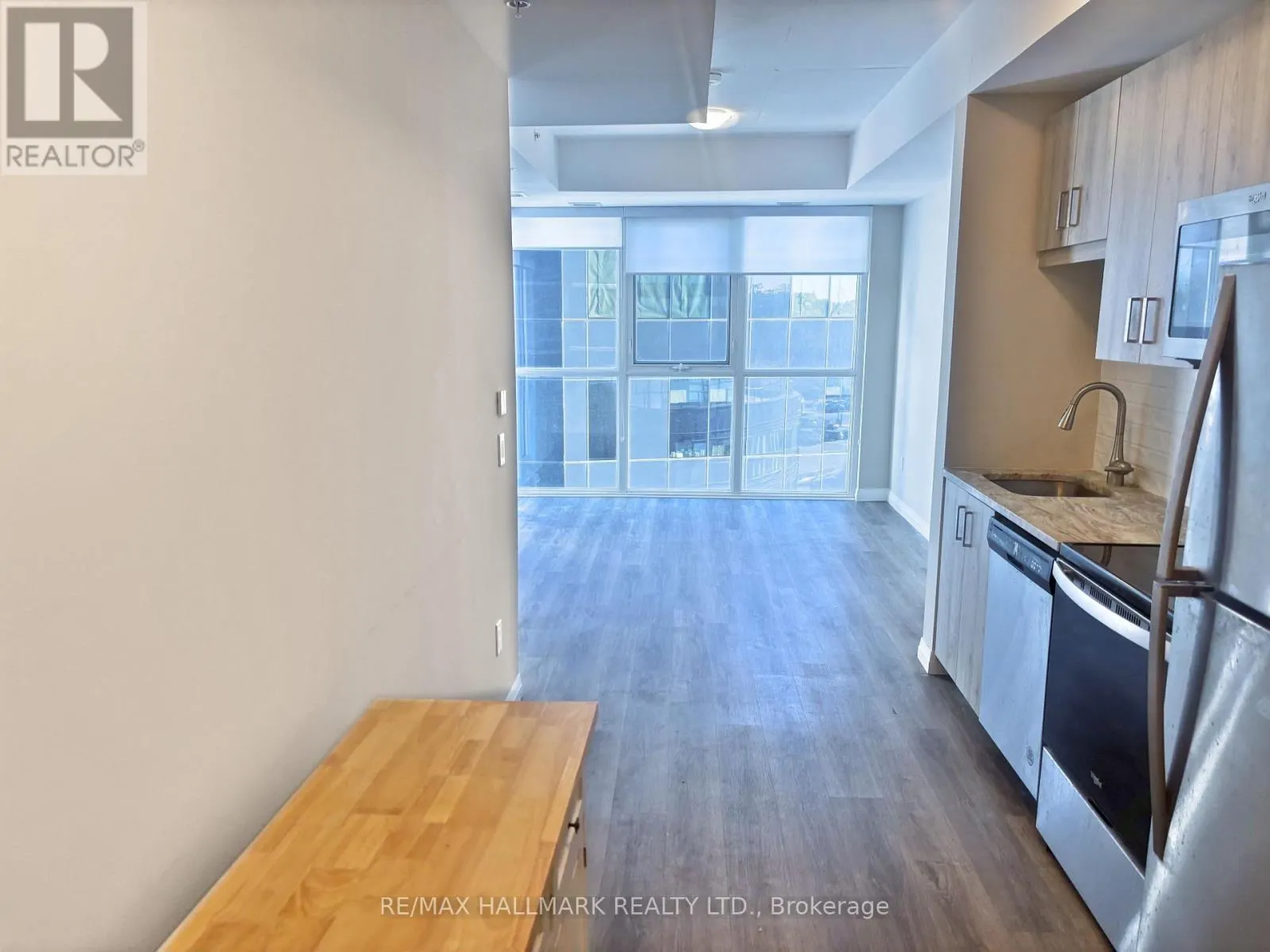 613 - 108 GARMENT STREET